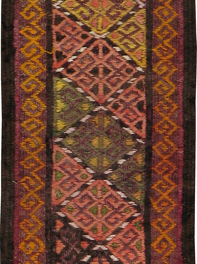 central Rug - # 103924