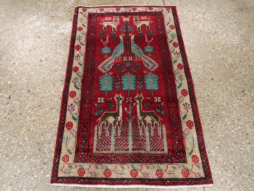 central Rug - # 105454