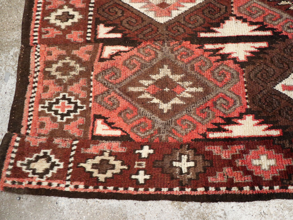 central Rug - # 107863