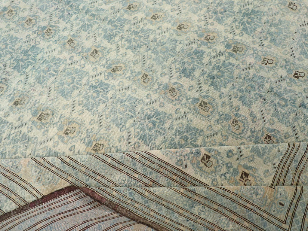 central Rug - # 108418