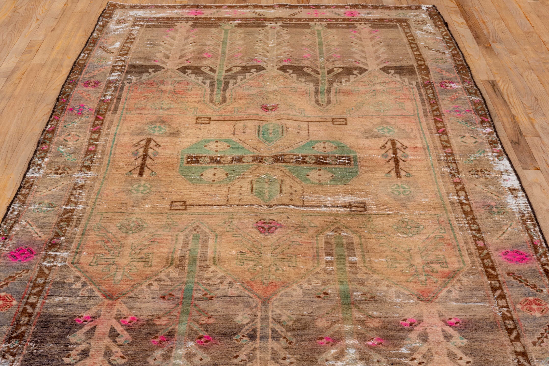 distressed Rug - # 128717