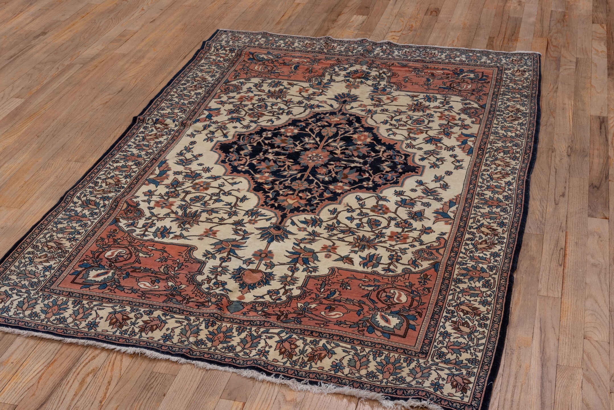 far.sarouk Rug - # 126909