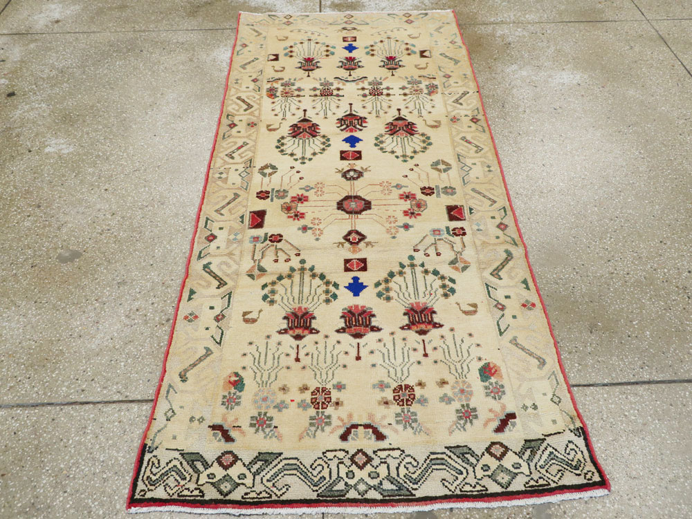 hamdan Rug - # 105018