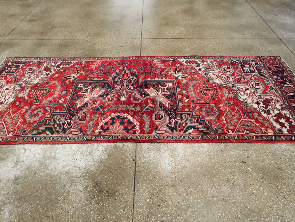 heriz Rug - # 105476