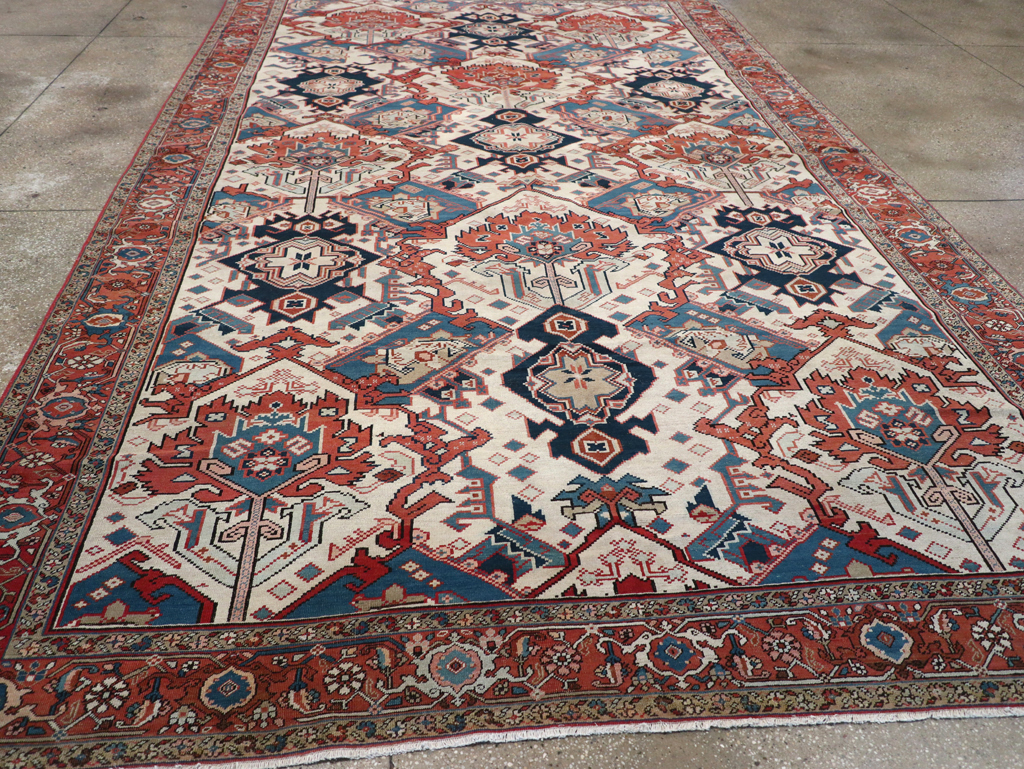 heriz Carpet - # 108556