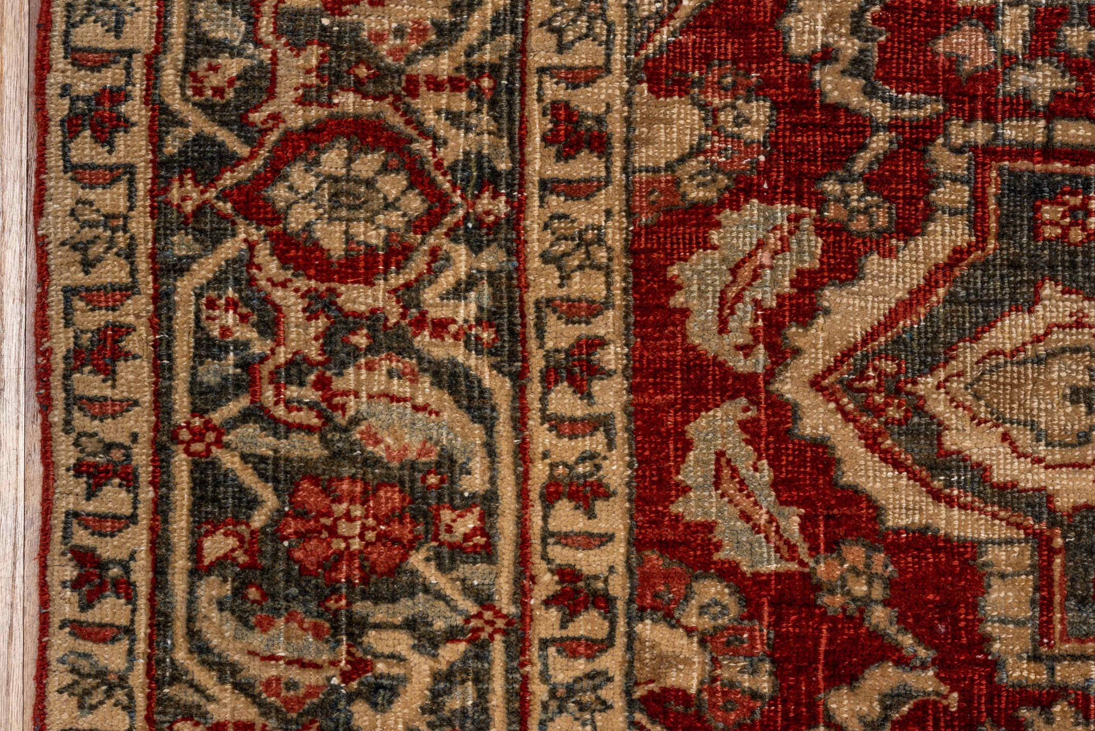 heriz Carpet - # 128918