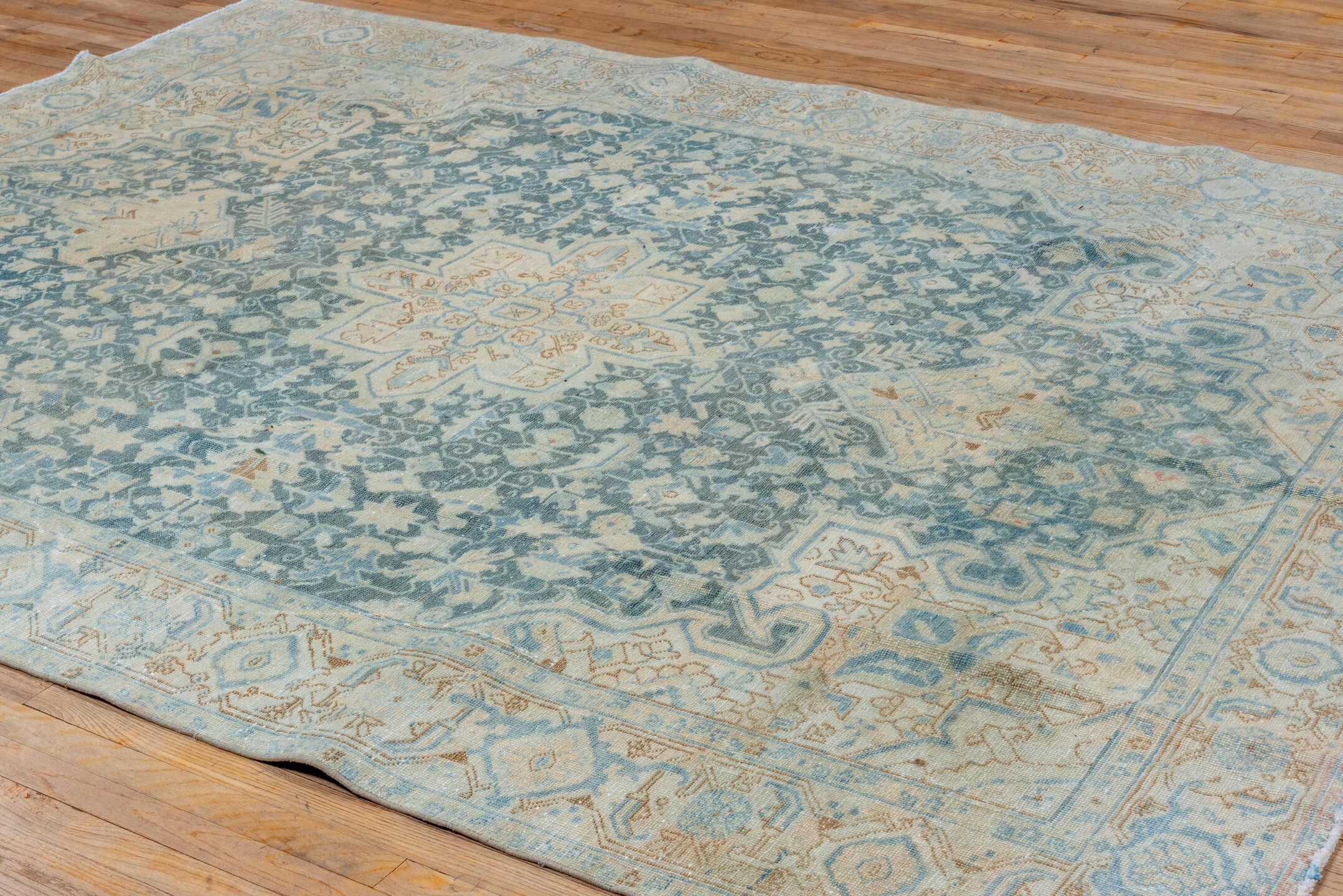 heriz Carpet - # 129072