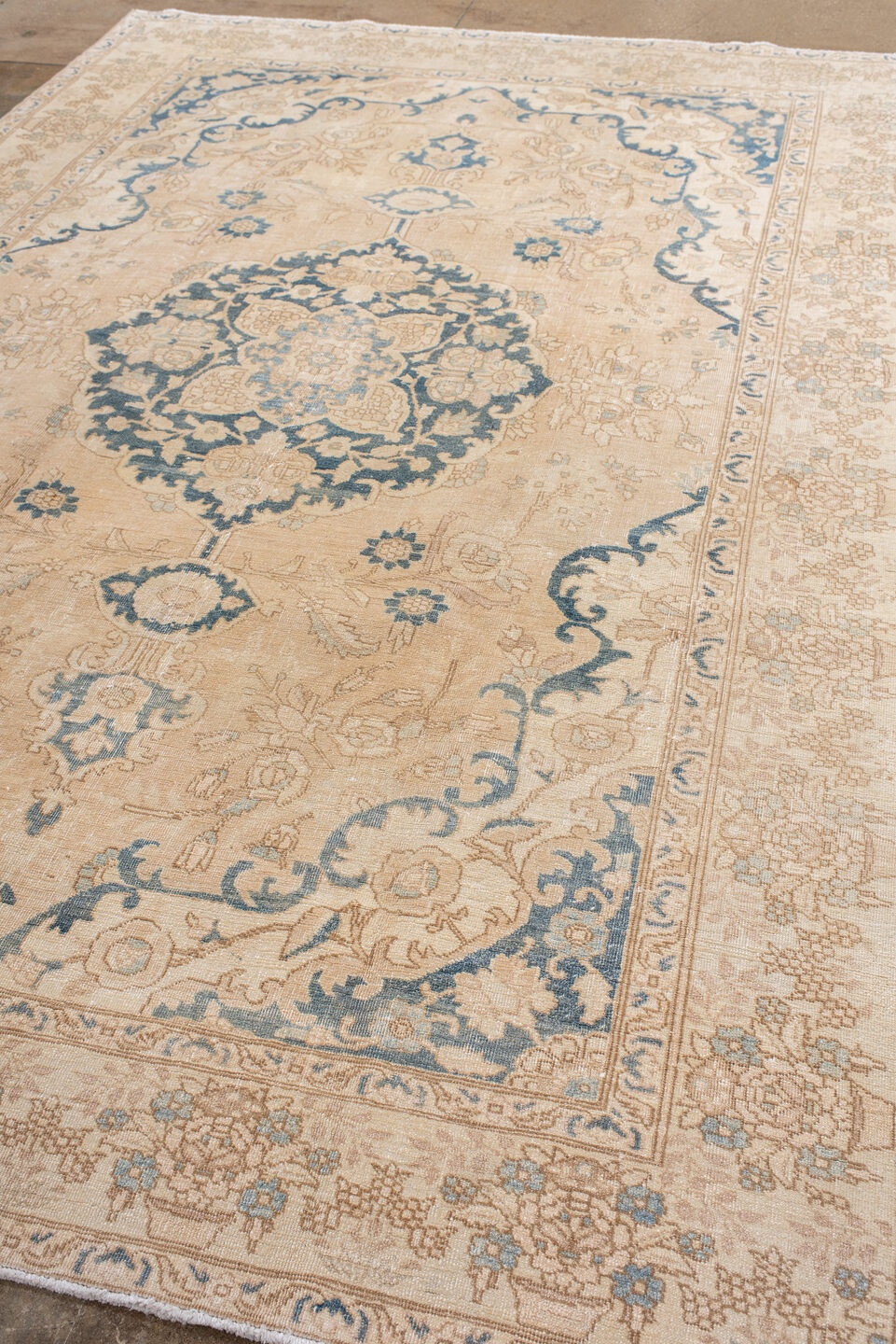 heriz Carpet - # 129181