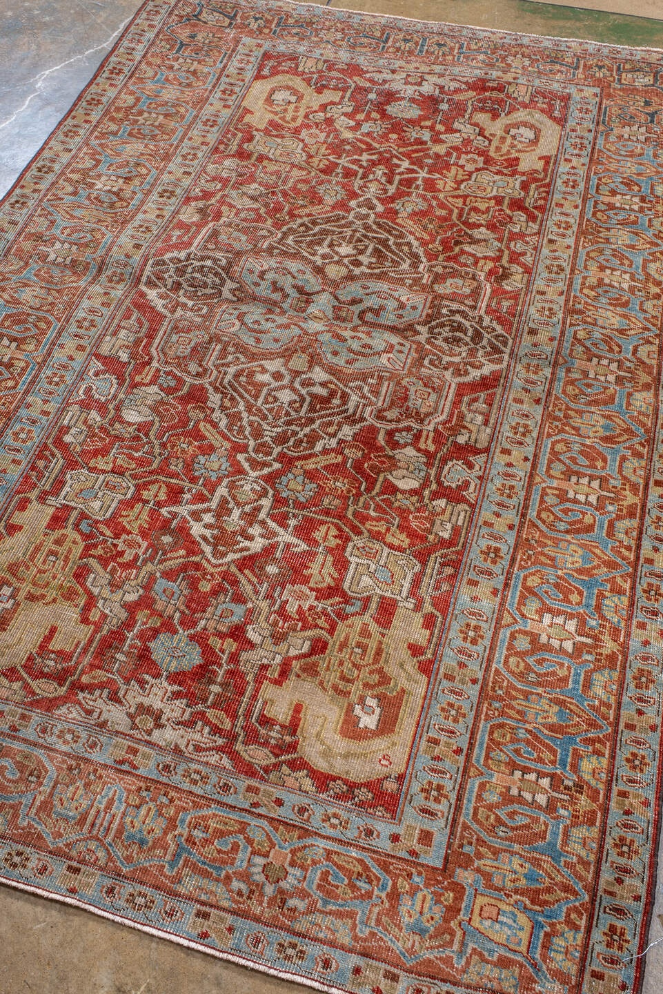 heriz Rug - # 126641