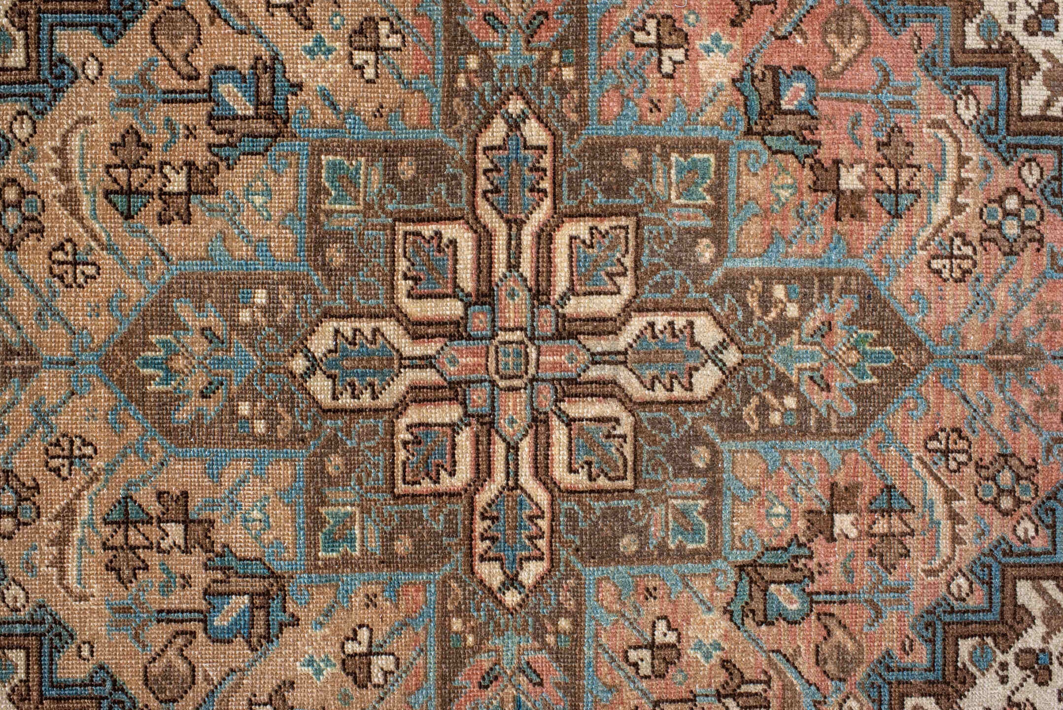 heriz Rug - # 126689
