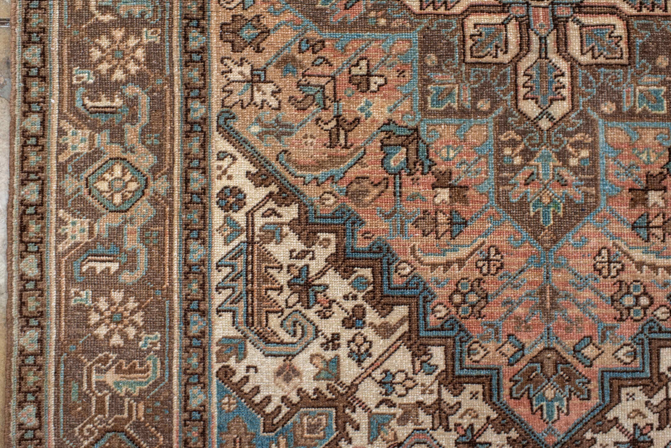 heriz Rug - # 126689