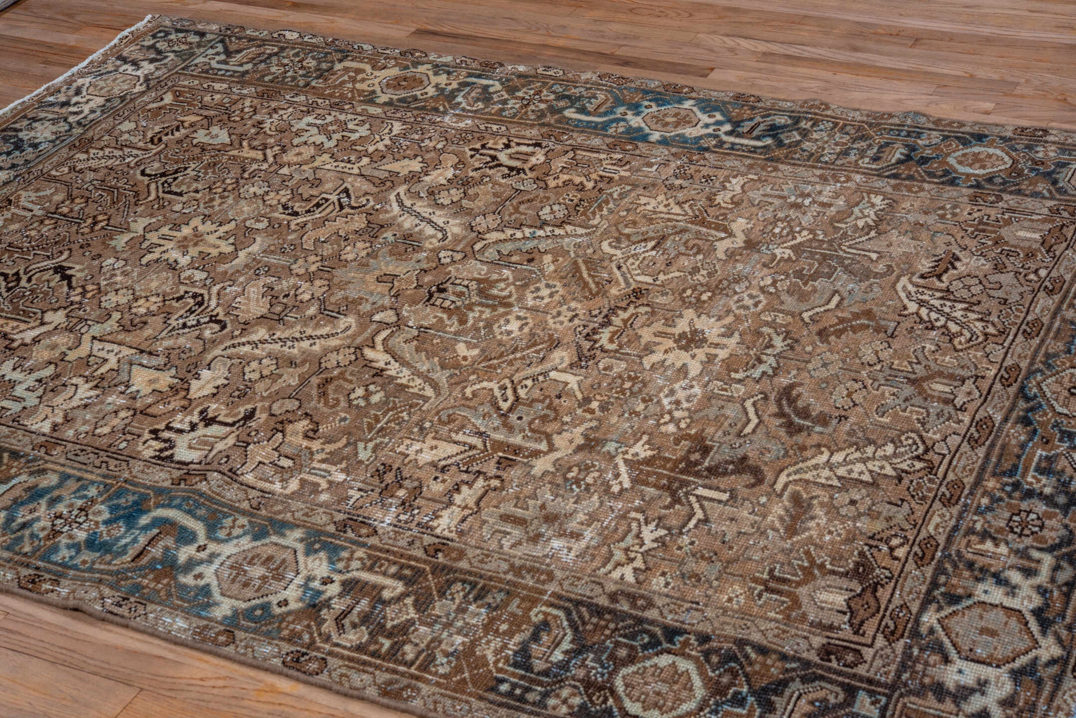 heriz Rug - # 127283