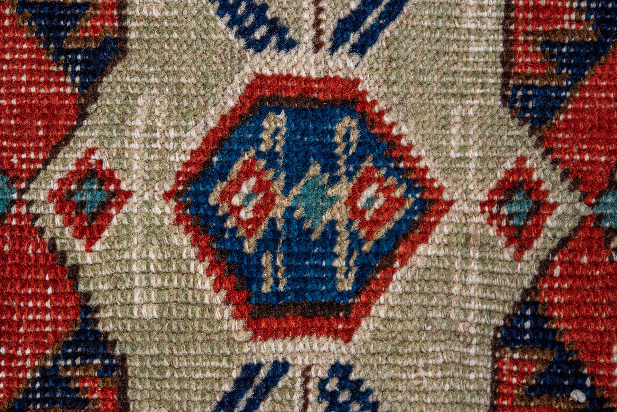 heriz Rug - # 127852