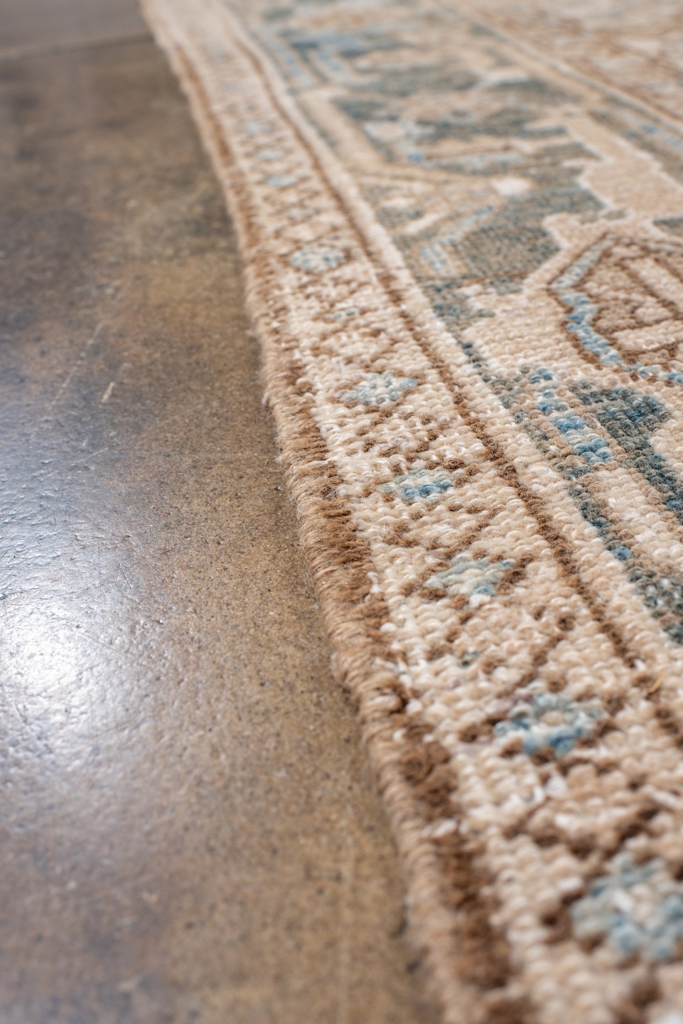 heriz Rug - # 127952