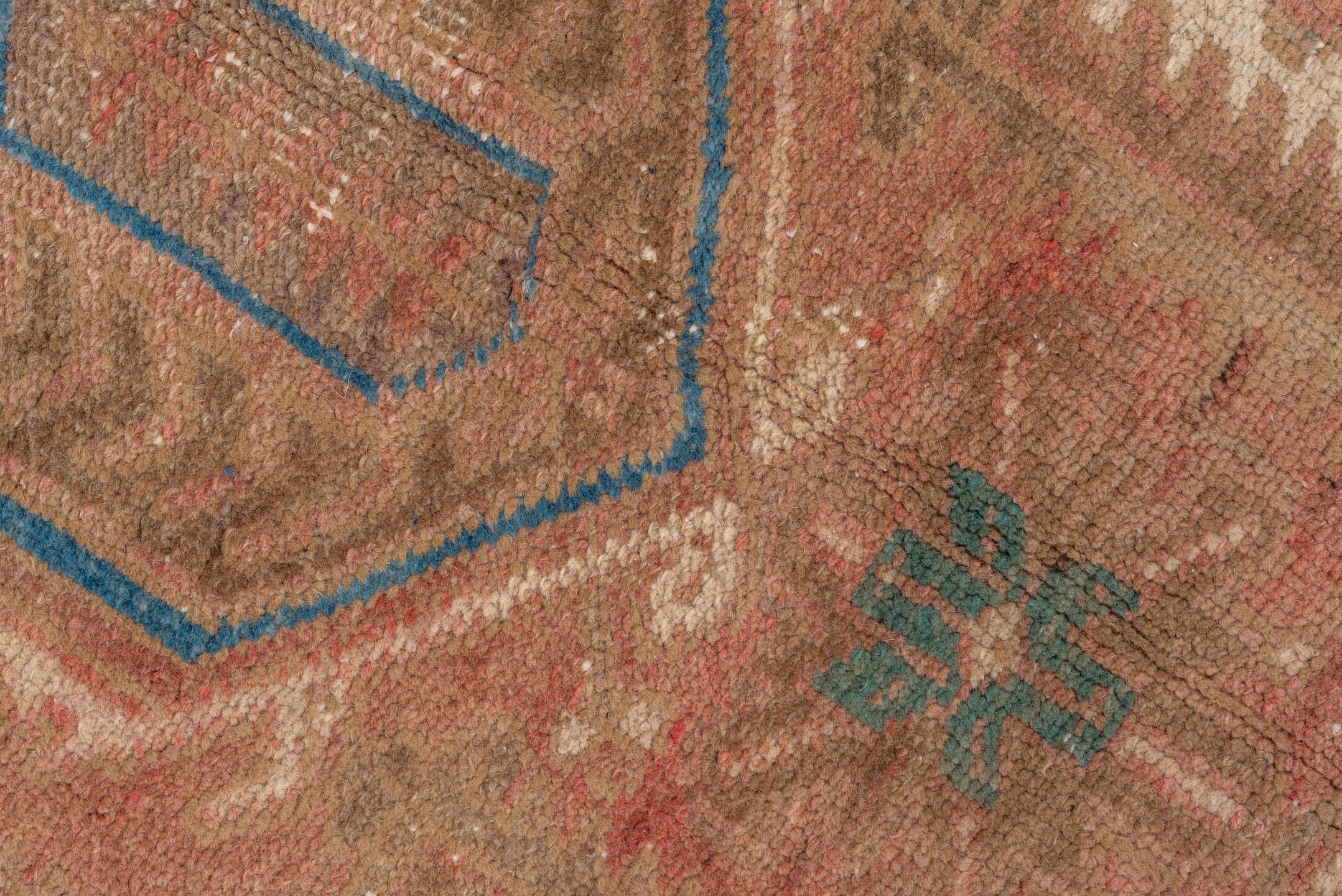 heriz Rug - # 127985