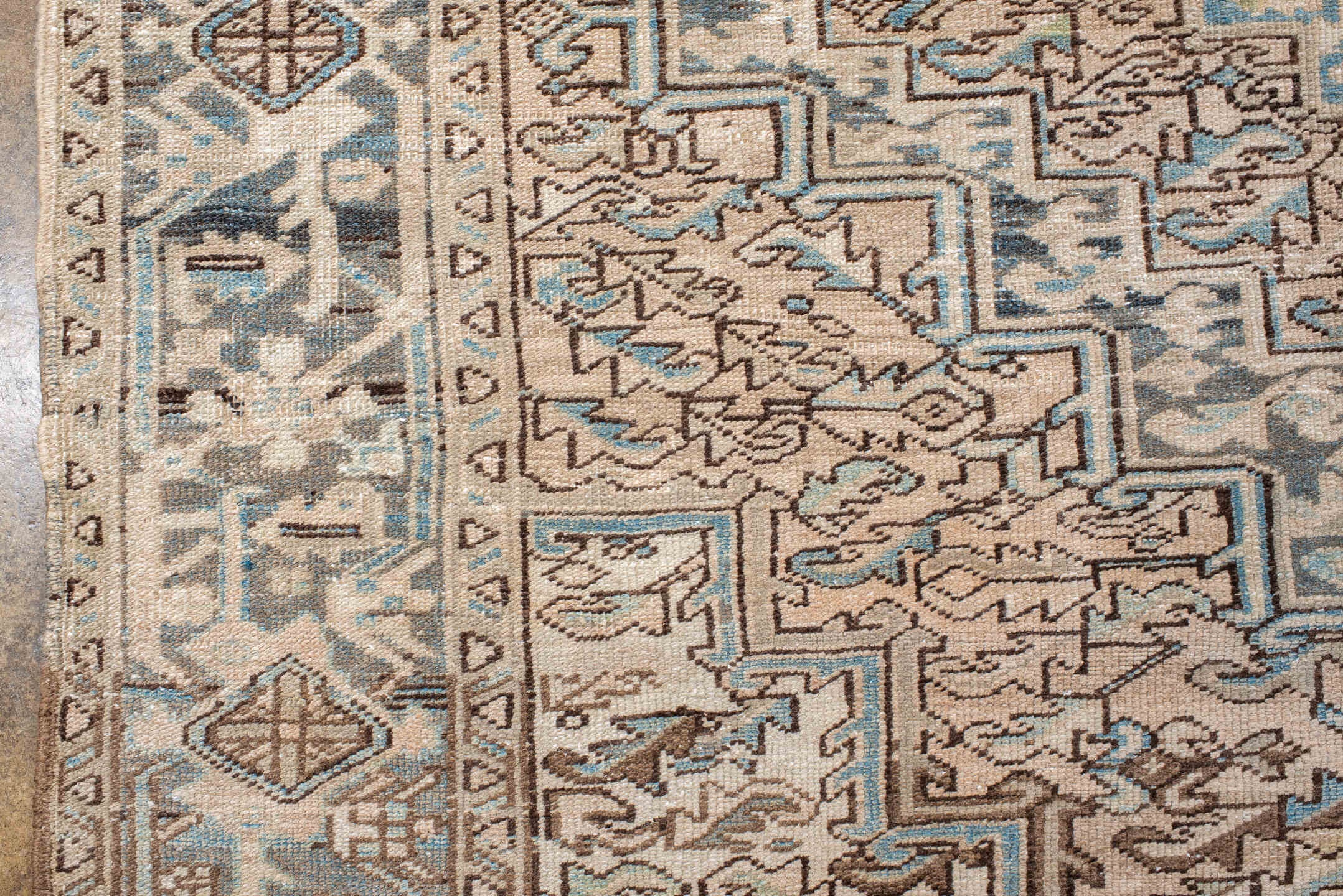 heriz Rug - # 128092