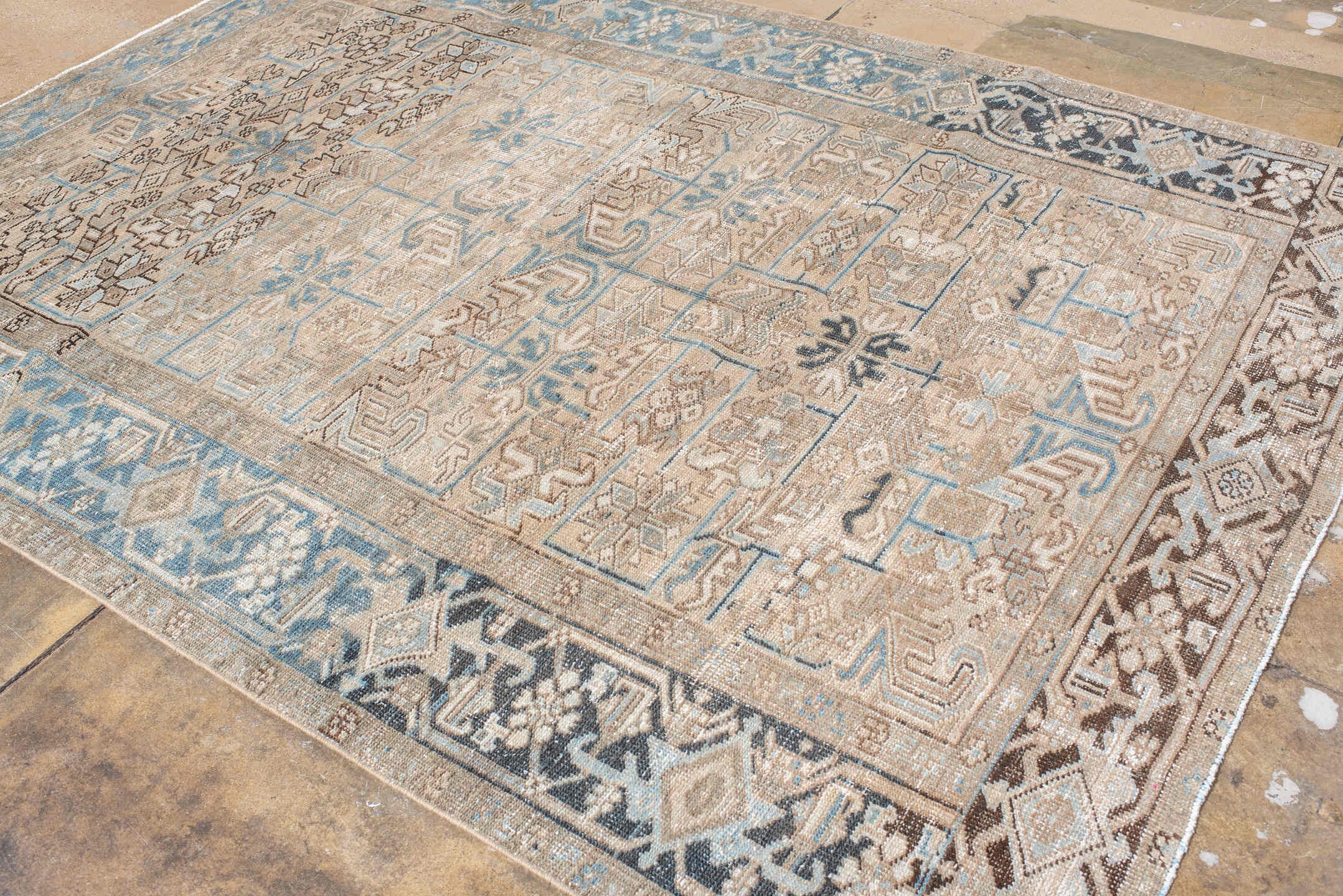 heriz Rug - # 128270