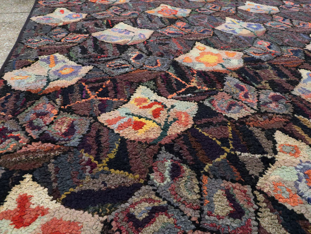 hooked Rug - # 102829