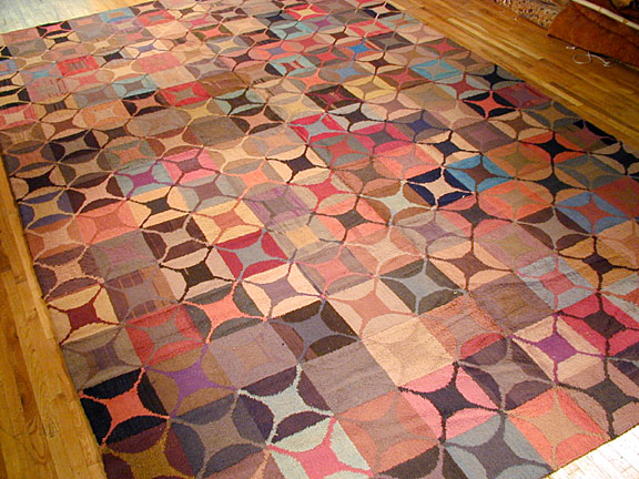 Modern hooked Carpet - # 2404