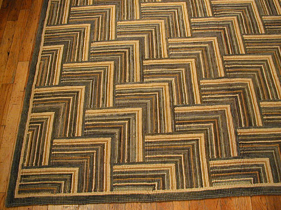 hooked Carpet - # 4739