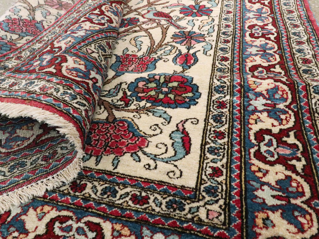 isphahan Rug - # 102531