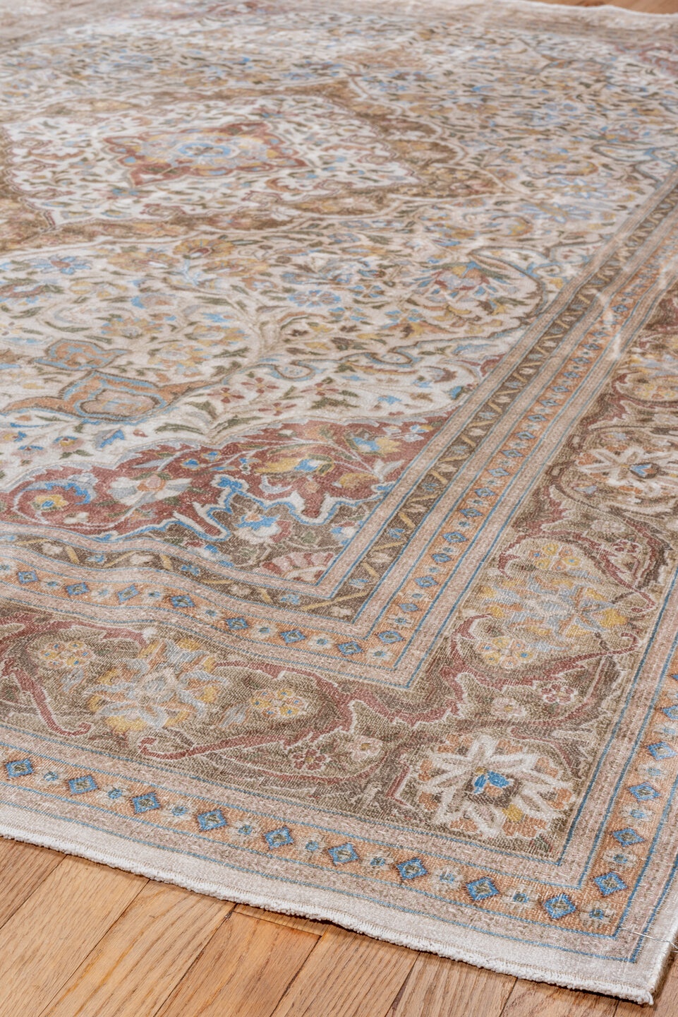 kaisary Carpet - # 129056