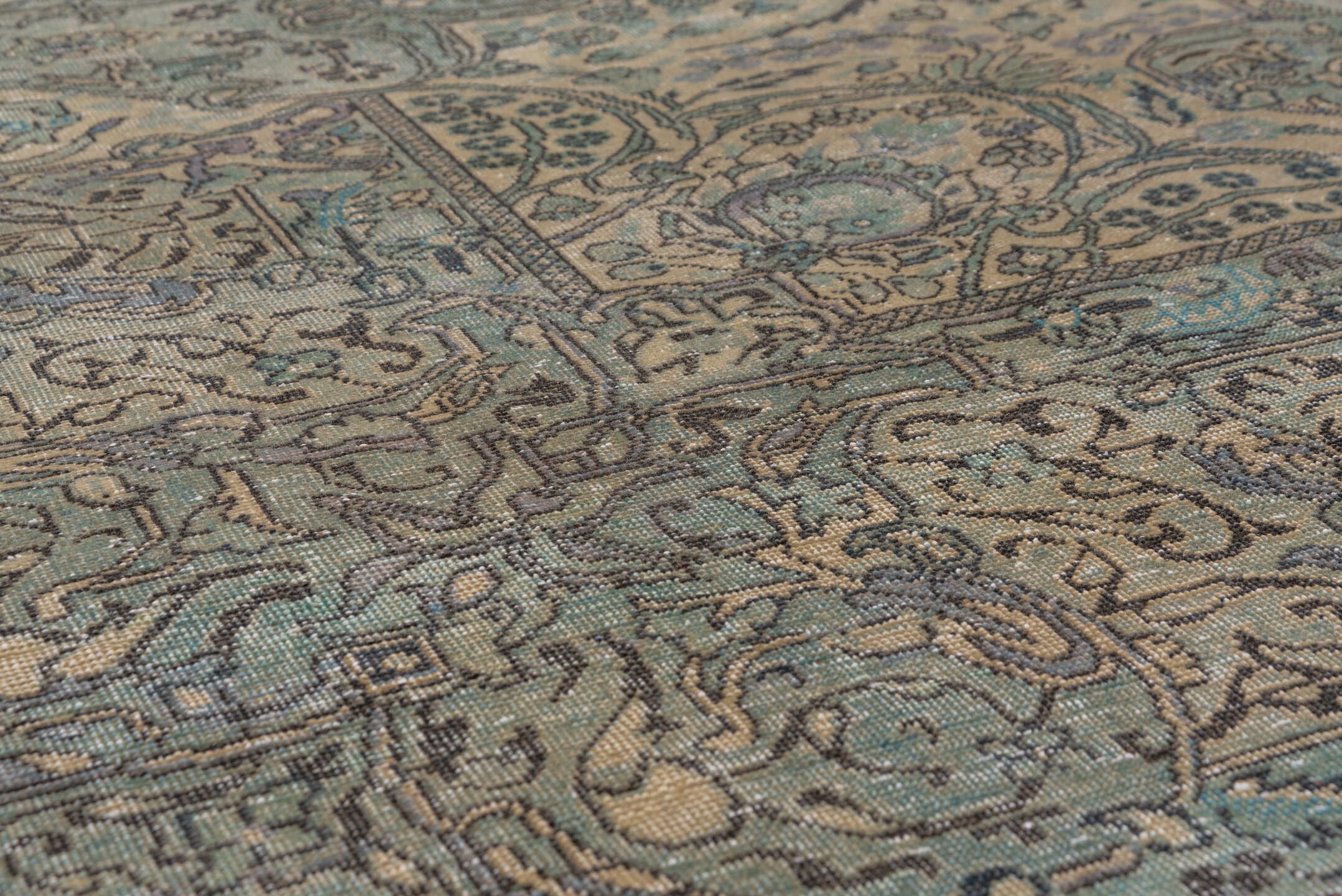 kaisary Rug - # 128255