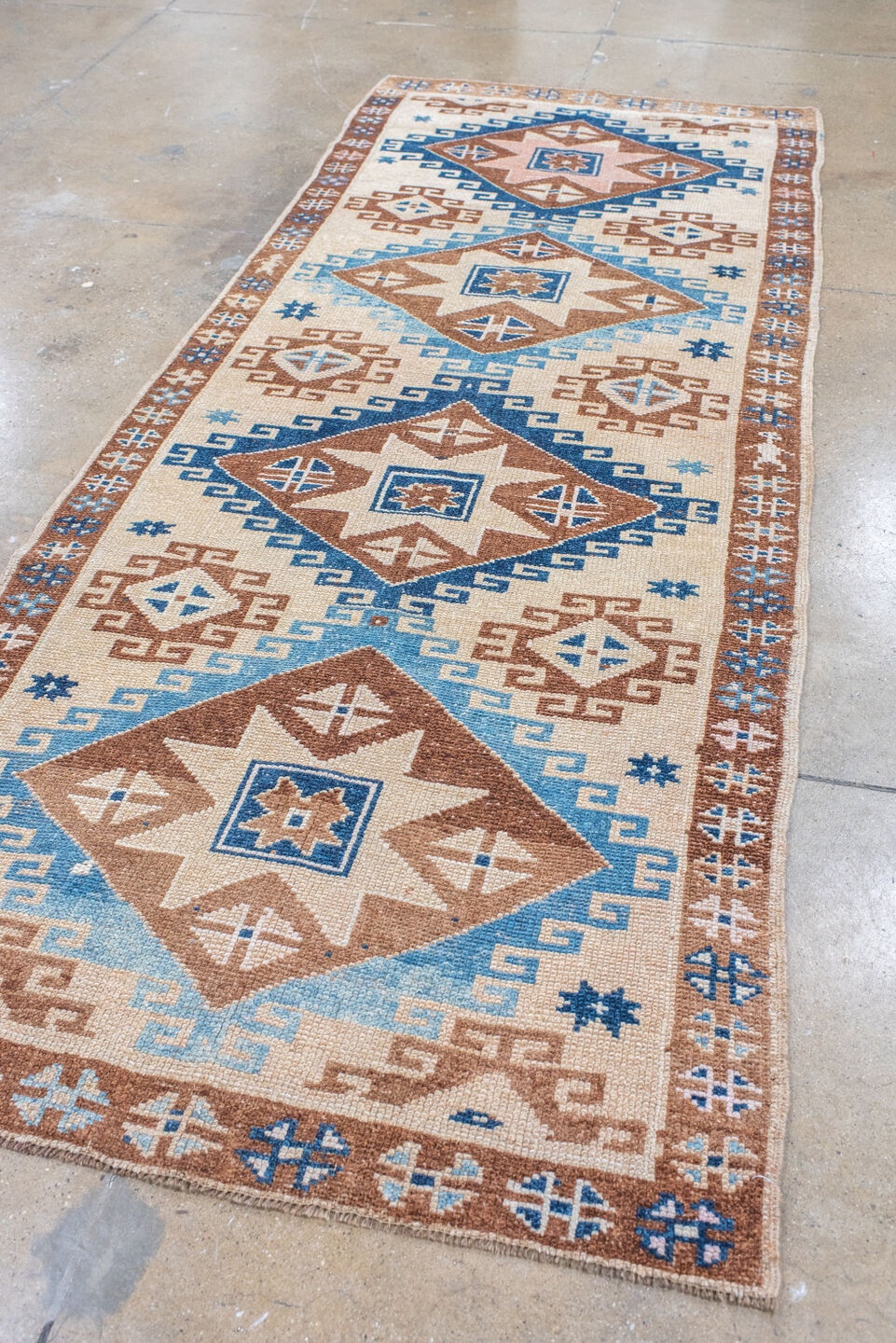 kars Rug - # 128222