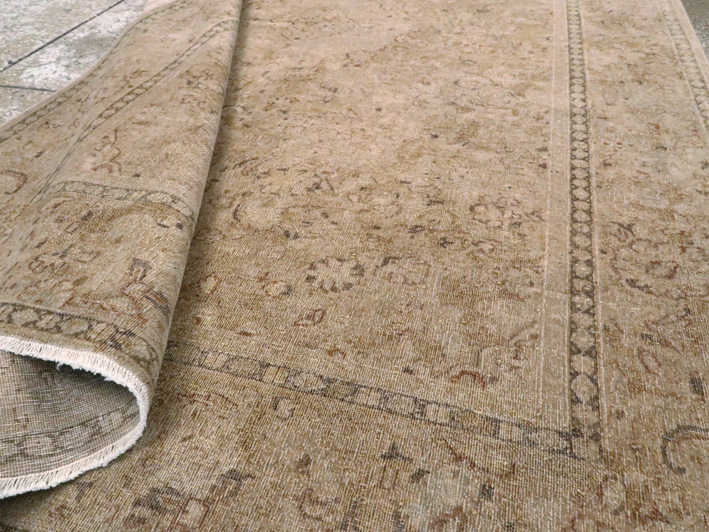 kashan Rug - # 102569