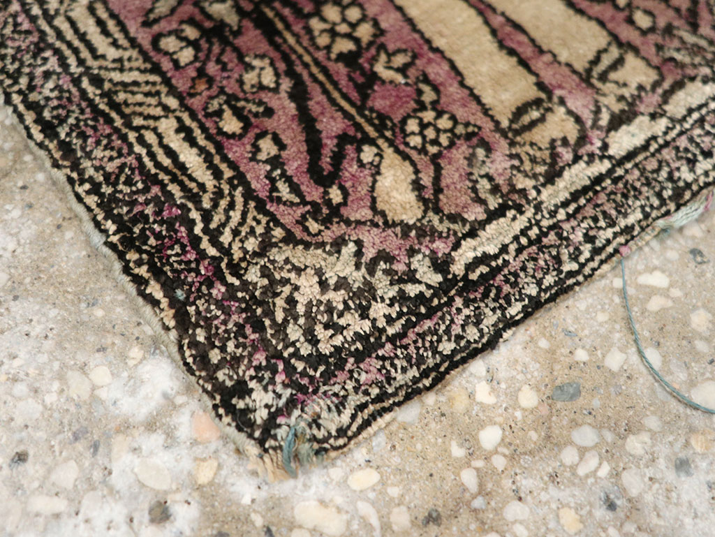 kashan Rug - # 103387