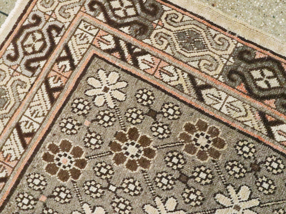 khotan Rug - # 100875
