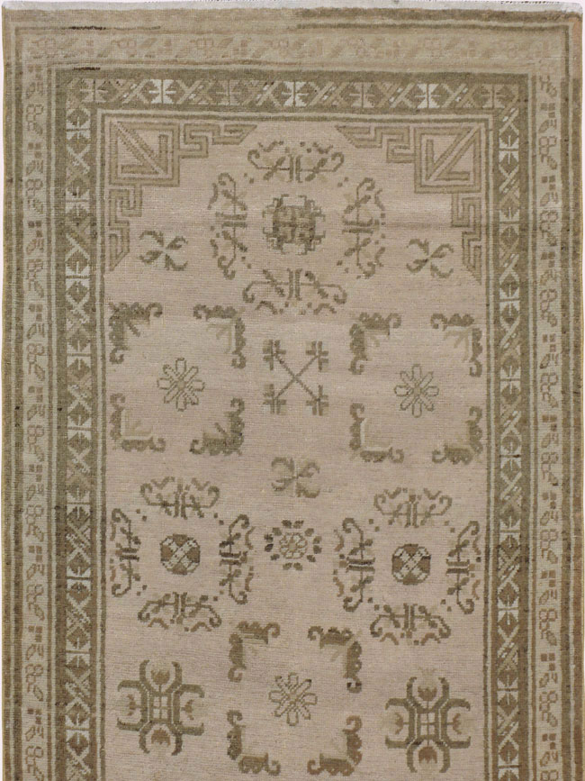 khotan Rug - # 101878