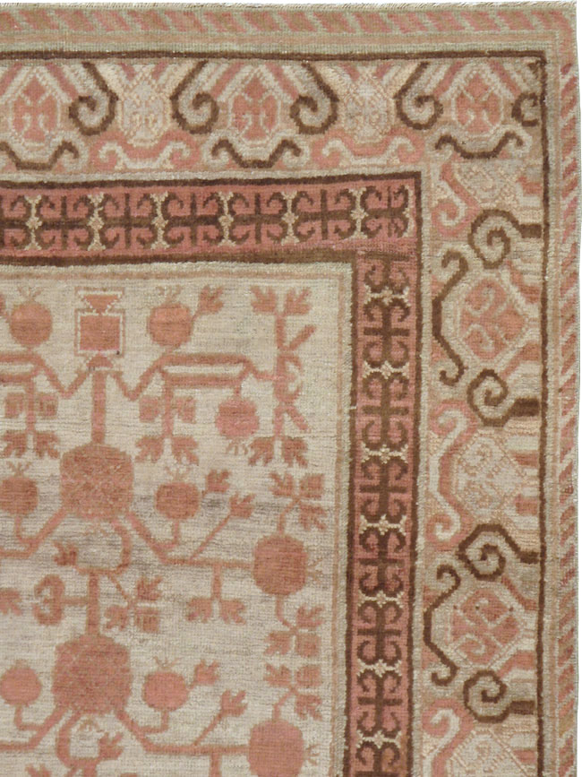 khotan Rug - # 101885