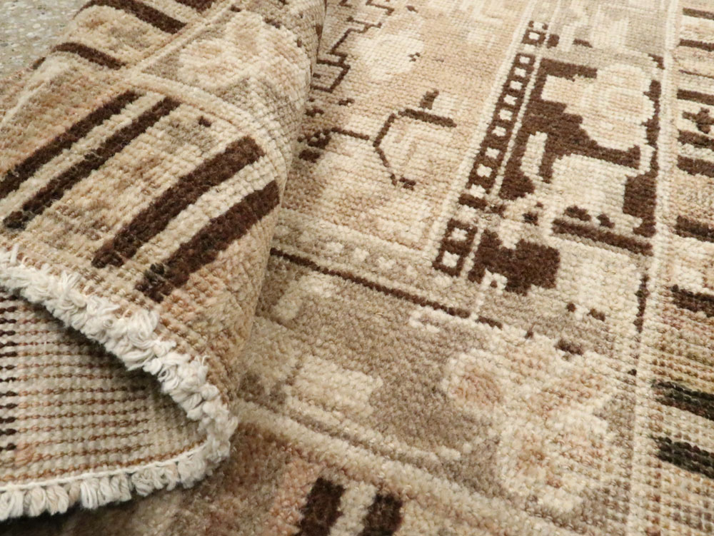 khotan Rug - # 102110