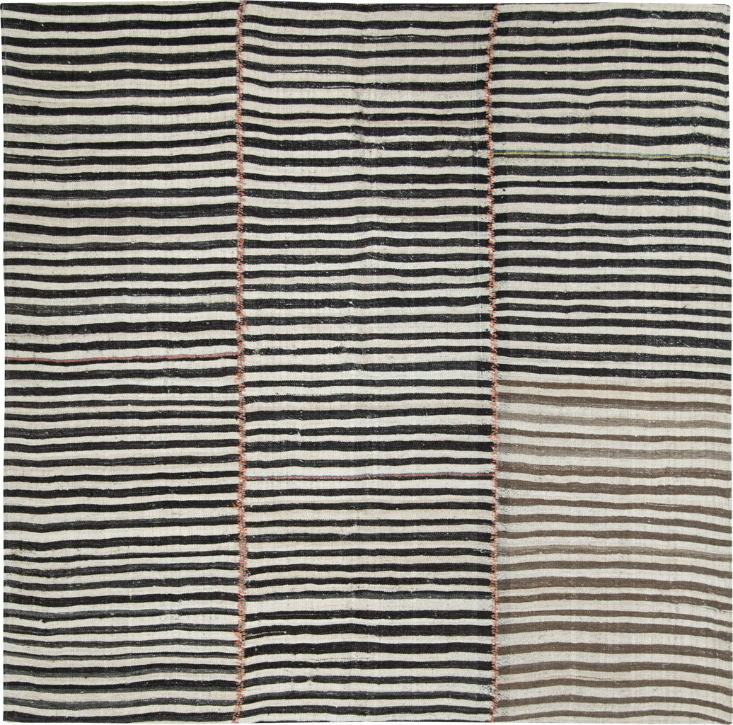 kilim Rug - # 106350