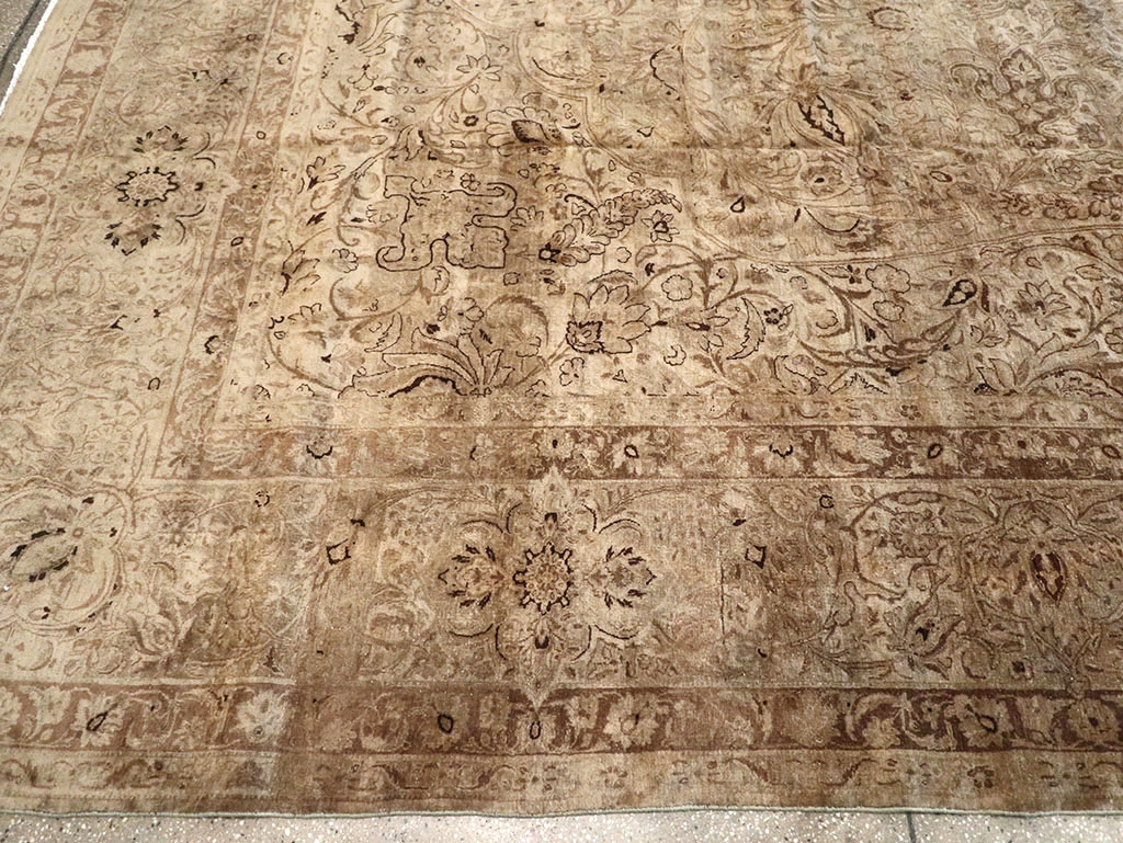 kirman Carpet - # 102051