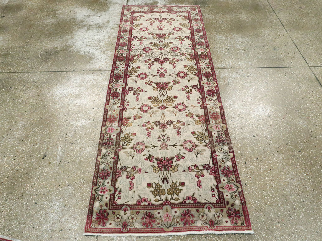 kirman Rug - # 102156