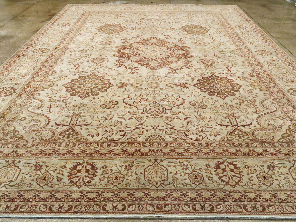 kirman Carpet - # 103891