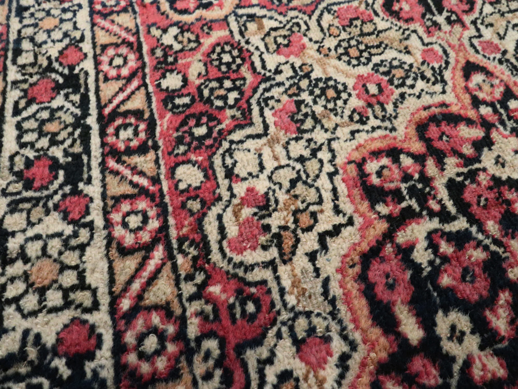 kirman Rug - # 104316