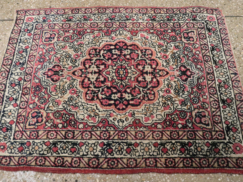 kirman Rug - # 104316