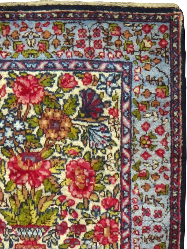 kirman Rug - # 104326