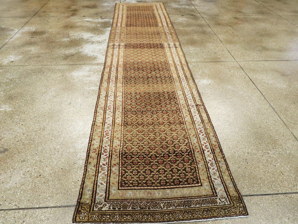 kurdish Runner - # 103292
