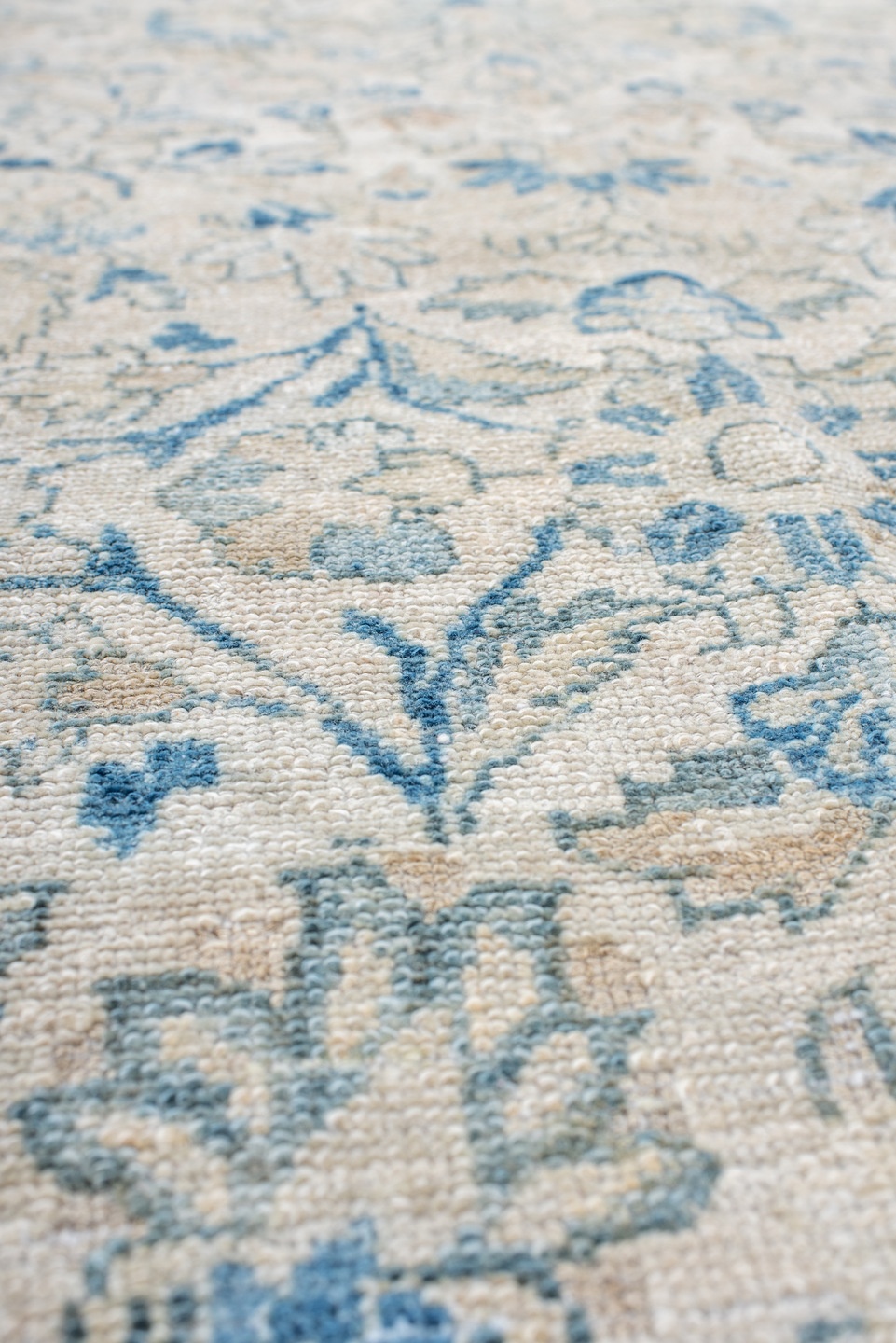 lilian Rug - # 128265