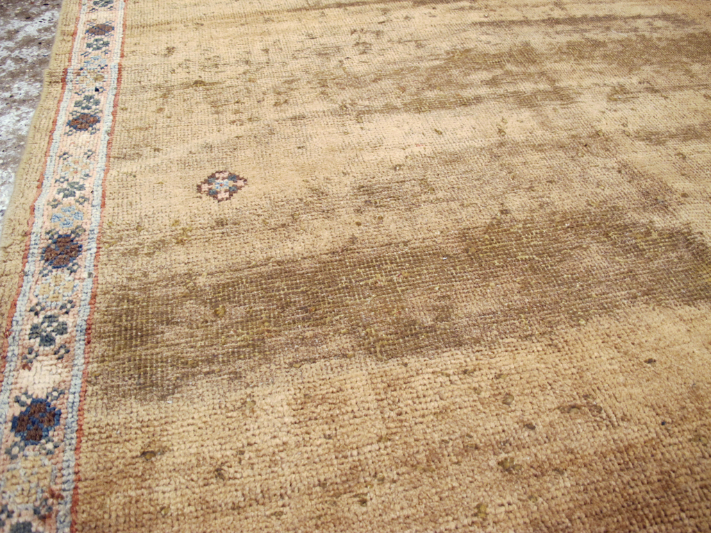mahal Carpet - # 100755