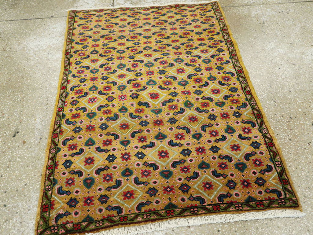 mahal Rug - # 104466