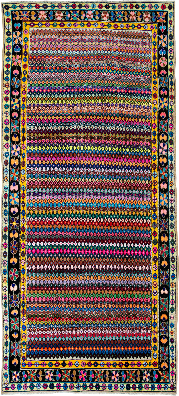 mahal Rug - # 104995