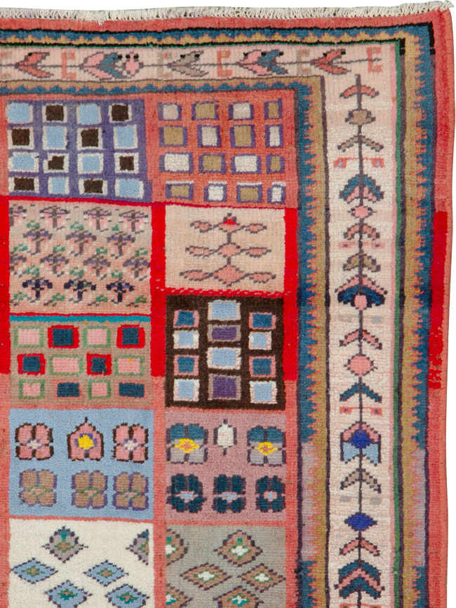 mahal Rug - # 105023
