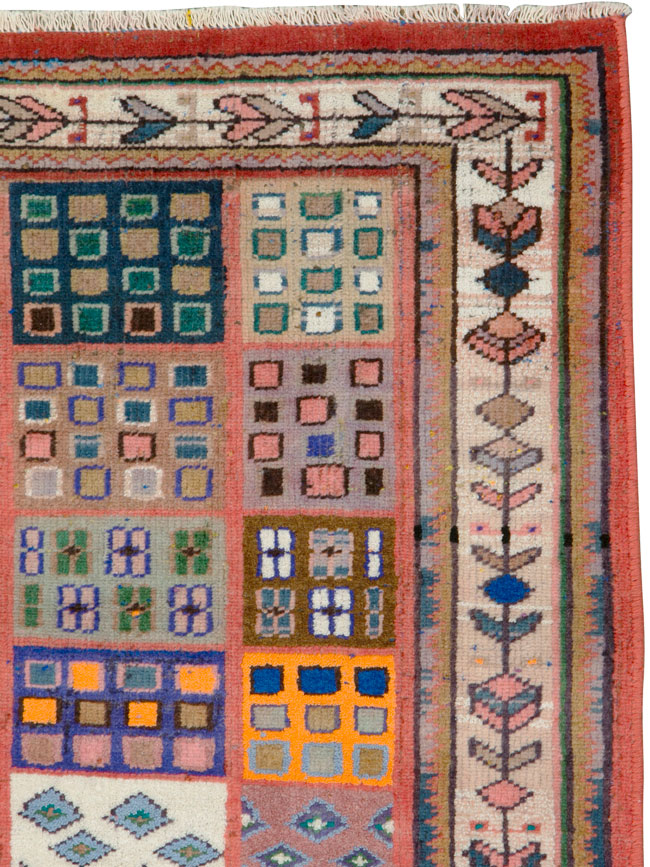 mahal Rug - # 105023