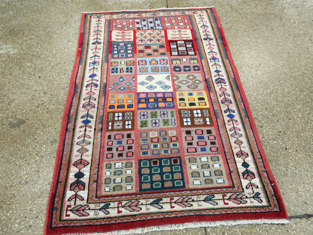 mahal Rug - # 105023