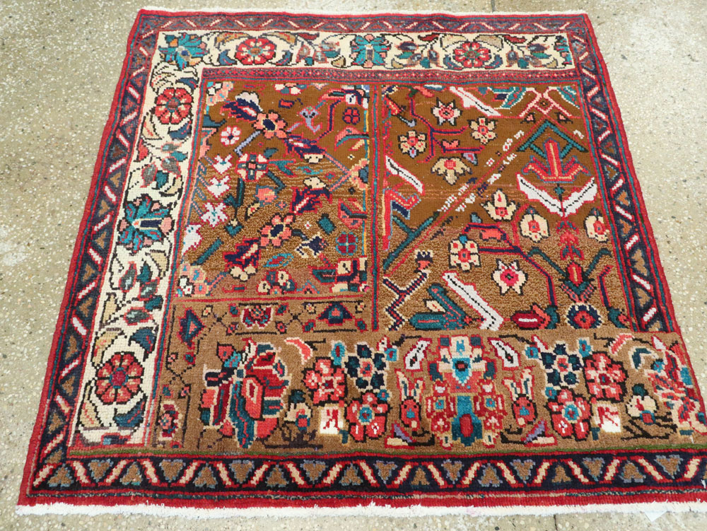 mahal Rug - # 105026